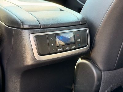 2017 Toyota Highlander XLE - Photo 17