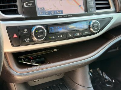 2017 Toyota Highlander XLE - Photo 38