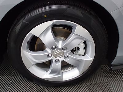 2024 Honda Accord Hybrid — photo 10 view
