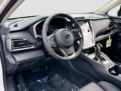 2025 Subaru Outback — photo 9 view