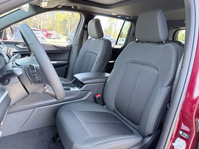 2026 Jeep Grand Cherokee — photo 11 view