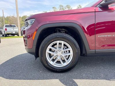 2026 Jeep Grand Cherokee — photo 10 view