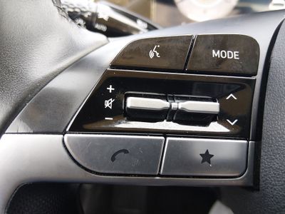 2024 Hyundai Elantra - Photo 12