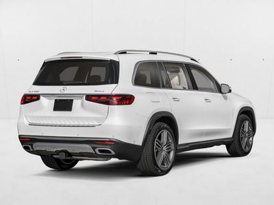 2026 Mercedes-Benz GLS 450 - Photo 2