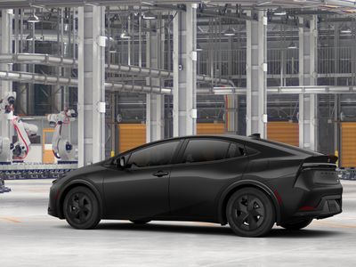 2026 Toyota Prius Plug-in Hybrid - Photo 7