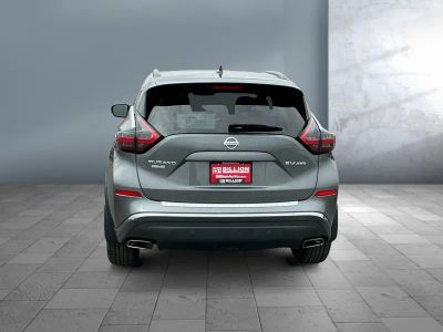 2022 Nissan Murano — detail view