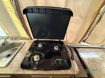 2018 Forest River RV Rockwood — photo 21 view