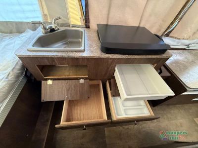 2018 Forest River RV Rockwood — photo 18 view