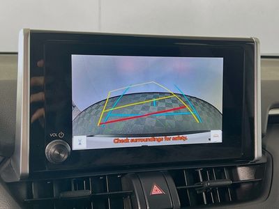 2025 Toyota RAV4 - Photo 22