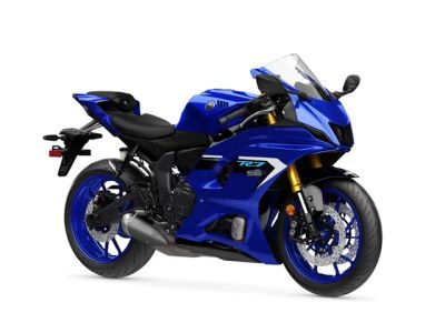 2025 Yamaha YZF-R7 — front three-quarter view