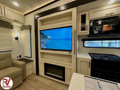 2027 Forest River RV Sabre — photo 18 view