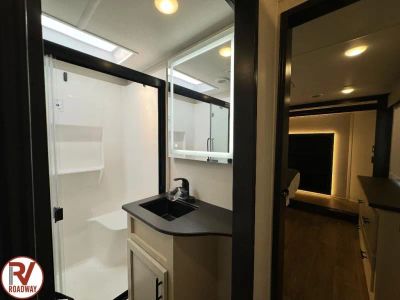 2027 Forest River RV Sabre — photo 34 view