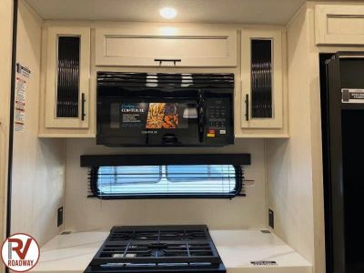 2027 Forest River RV Sabre — photo 21 view