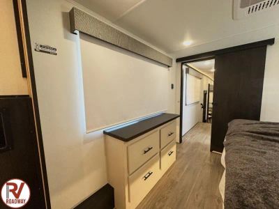 2027 Forest River RV Sabre — photo 46 view