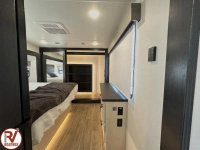 2027 Forest River RV Sabre — photo 41 view