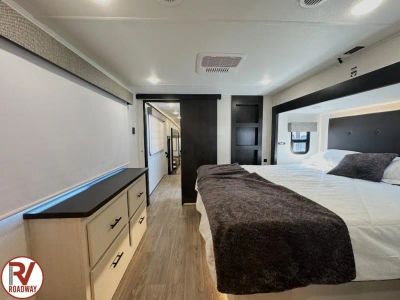 2027 Forest River RV Sabre — photo 44 view