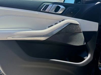2024 BMW X5 — photo 23 view