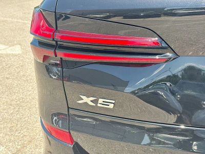 2024 BMW X5 — photo 10 view