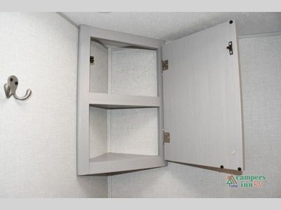 2026 Coachmen RV Freelander - Photo 50