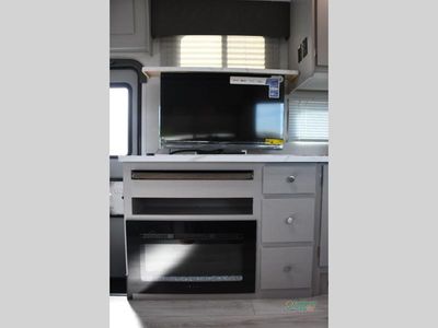 2026 Coachmen RV Freelander - Photo 42