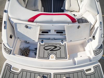 2007 Regal Sport Boat 2400 Bowrider - Photo 10