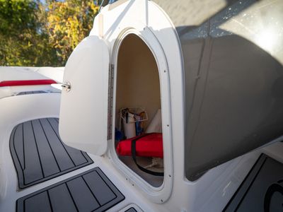 2007 Regal Sport Boat 2400 Bowrider - Photo 22