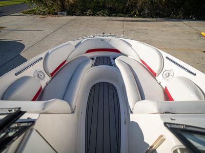 2007 Regal Sport Boat 2400 Bowrider - Photo 14