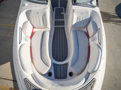2007 Regal Sport Boat 2400 Bowrider - Photo 13
