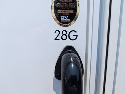2026 Thor Motor Coach Four Winds — front three-quarter view