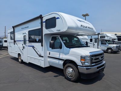 2026 Thor Motor Coach Four Winds — photo 33 view
