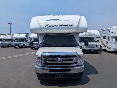 2026 Thor Motor Coach Four Winds — photo 7 view