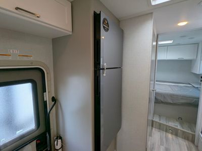 2026 Thor Motor Coach Four Winds — photo 14 view
