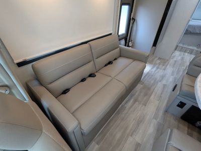 2026 Thor Motor Coach Four Winds — photo 12 view