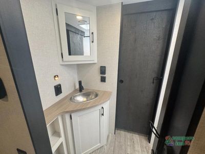 2026 Venture RV Sienna - Photo 38