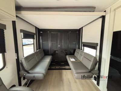 2026 Grand Design Momentum G-Class - Photo 8
