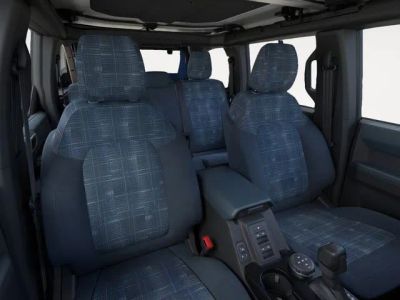 2026 Ford Bronco - Photo 2