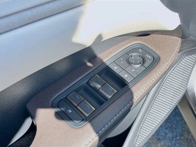 2026 Lexus RX — photo 24 view