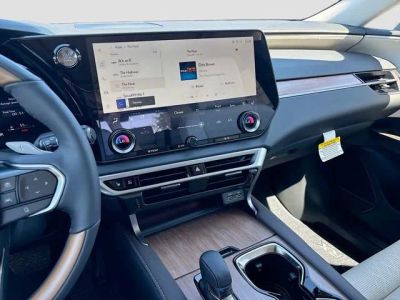 2026 Lexus RX — photo 29 view