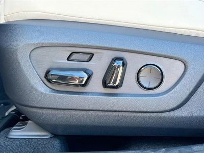 2026 Lexus RX — photo 26 view