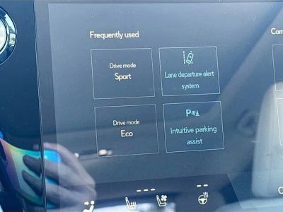 2026 Lexus RX — photo 31 view