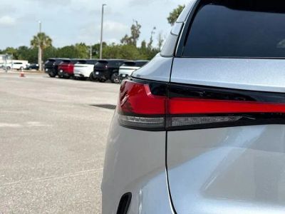 2026 Lexus RX — photo 10 view