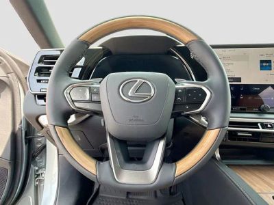 2026 Lexus RX — photo 41 view