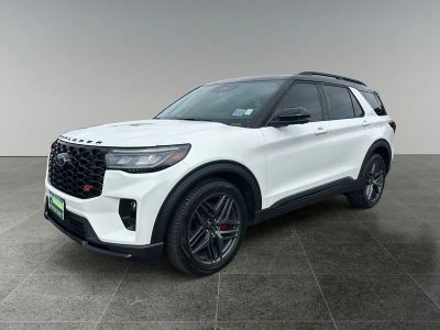 2025 Ford Explorer — rear three-quarter view