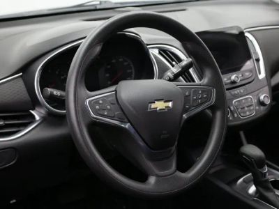 2021 Chevrolet Malibu — photo 9 view