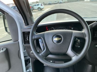 2024 Chevrolet Express Passenger - Photo 10