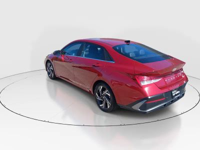 2024 Hyundai Elantra - Photo 5