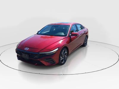 2024 Hyundai Elantra - Photo 3