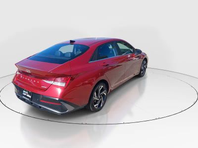 2024 Hyundai Elantra - Photo 7