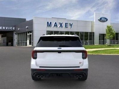 2026 Ford Explorer — detail view
