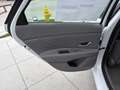 2026 Hyundai Elantra Hybrid — photo 16 view